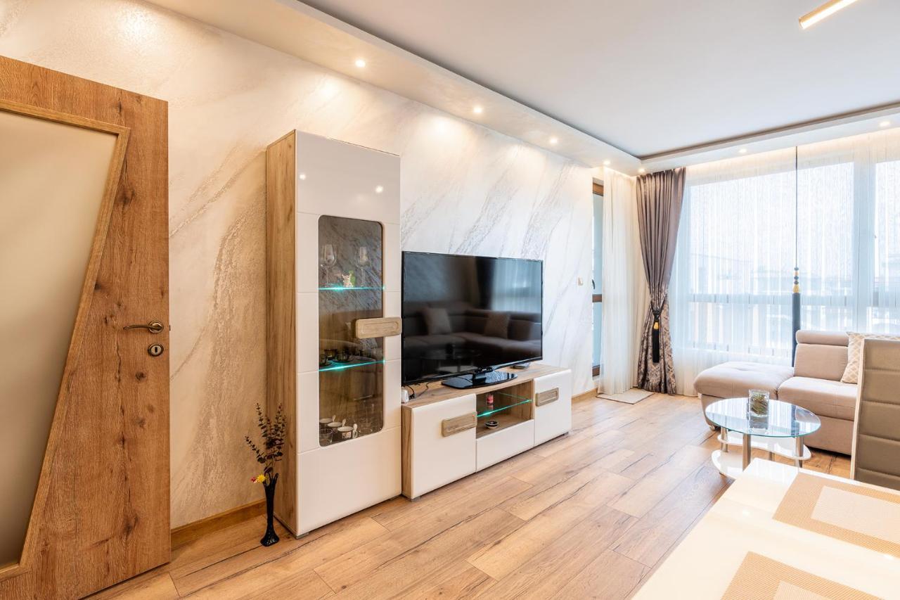 Апартаменти M1 Pool And View Burgas